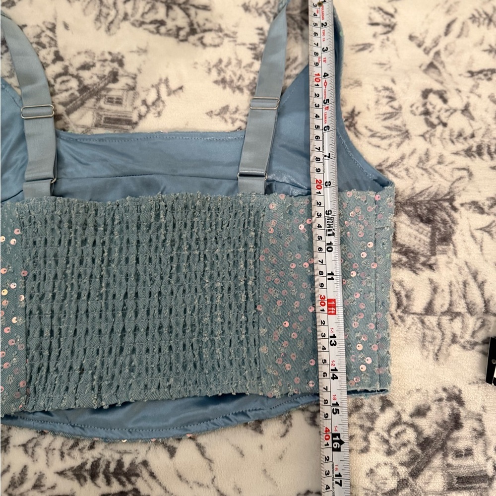Sparkling Blue Crop Top size medium - Picture 6 of 6